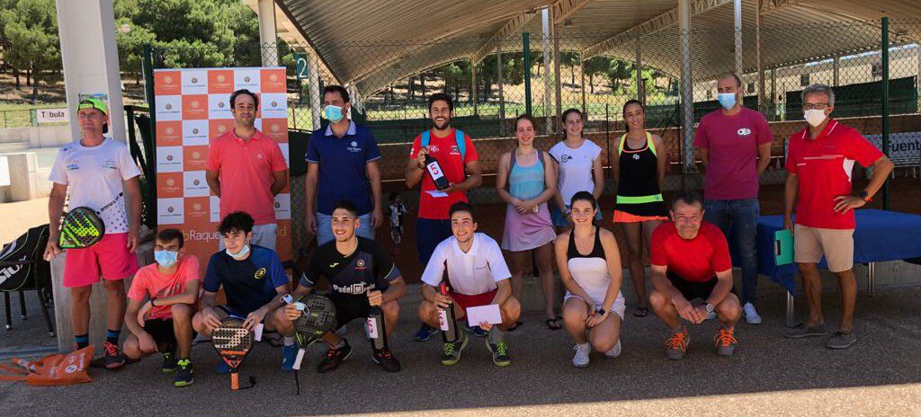 fpadelcyl's tweet photo. Finalizado el torneo @CRaqueta 
🔹1ª masculina
Campeones
Á.Cinca /I.Amondarain
Subcampeones
L. Menéndez/J.Tomé
🔹2ª masculina
Campeones
Novella/Cadenas
Subcampeones 
Zancajo/ Mateos 

🔹Categoría femenina
Campeonas S.Gómez/A.Alonso
Subcampeonas L.Ganso/M.Martín 
¡Enhorabuena! https://t.co/09rWrcekJB