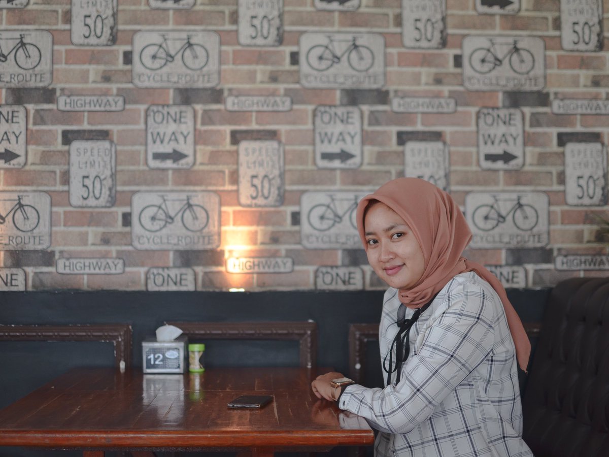 fahru_r10's tweet photo. P-Day: Sunday, 5 July
In Frame : Deika Ramadhani
Fg : fahrurozi10_
Location : Tebing Tinggi
.
.
#frpotrettjeprett #photography #photosantai #photohunting #tebingtinggi #fahrurozi10_ #fr https://t.co/0FEOftFrZZ