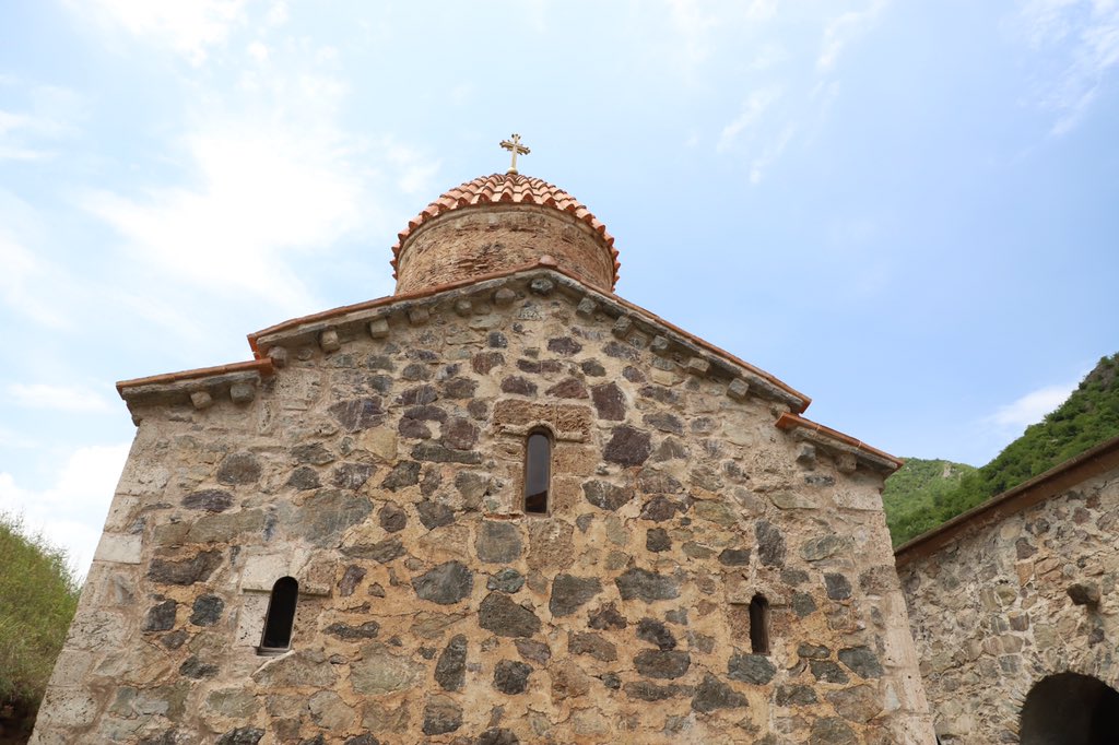 naghdalyan's tweet image. Magnificent #Dadivank, one of the most beautiful churches of #Artsakh/#NagornoKarabakh