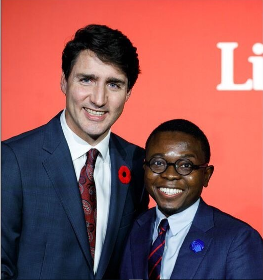 timithelaw's tweet photo. @adebayoalonge, co-founder @RxAll_inc, a Nigerian pharmacist who developed an AI that detests fake, contaminated drugs in 15 secs, for use by pharmacies in Ibadan &amp; other cities in Africa, receives accolades from President @JustinTrudeau 

https://t.co/CvY2N805wx

#RxAllDelivered https://t.co/r8g4xxqqun