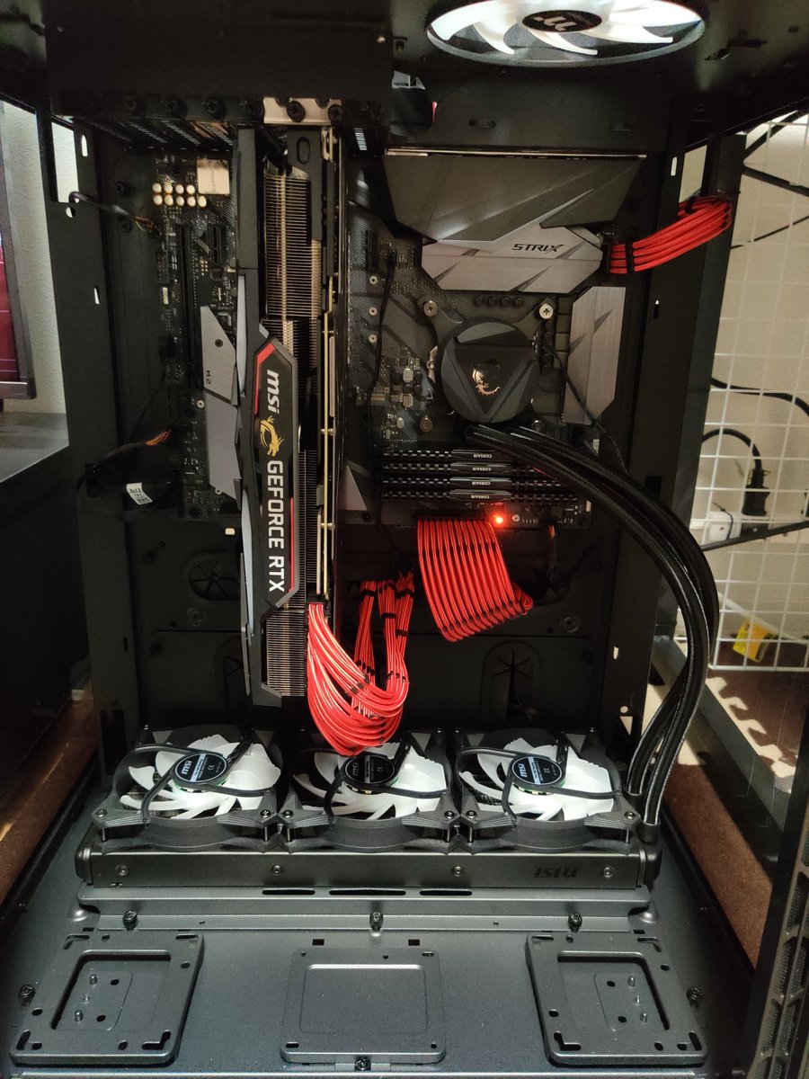 RinchaaaMako's tweet photo. after #LEVEL20HT #thermaltake https://t.co/lrpWMDstkP