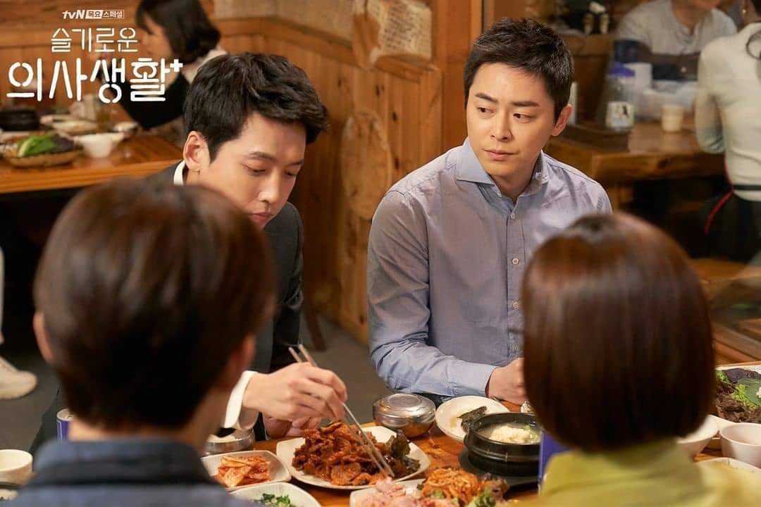 Ep. 7 - Bluish gray longsleeve shirt & black pant (he's wearing a pair of chuck taylors!), and a nicely fitted blue sweater and khaki pants (again, the bag!)Band perf: You always