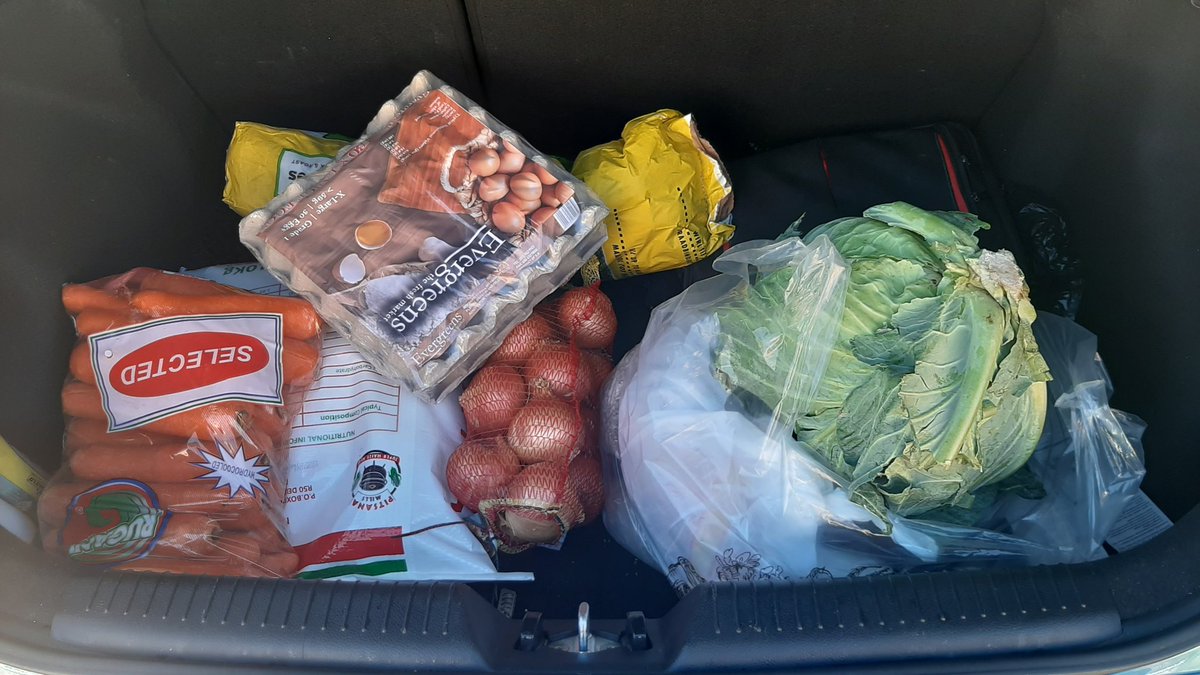 K_Tshirangwana's tweet photo. Another amazement from @HopeRestoration and entire leadership continuing doing wonders to the South African Community, the church gave @flysaa and @flySAExpress 500 employees food parcels, Thank you ๐ ๐ @mathebula_chris for your selfless leadership and being #DevotedCitizens https://t.co/Nc8ENmQwkT