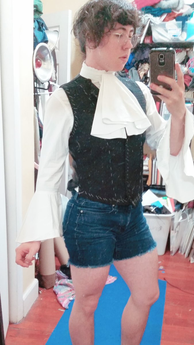 I got the lining stitched in, and gave it a quick try on over Lio's shirt and cravat just to see how it looked. Glad I did, it gives me a better idea of how big his cravat should be. Waiting on canvas to come in to do the collar!