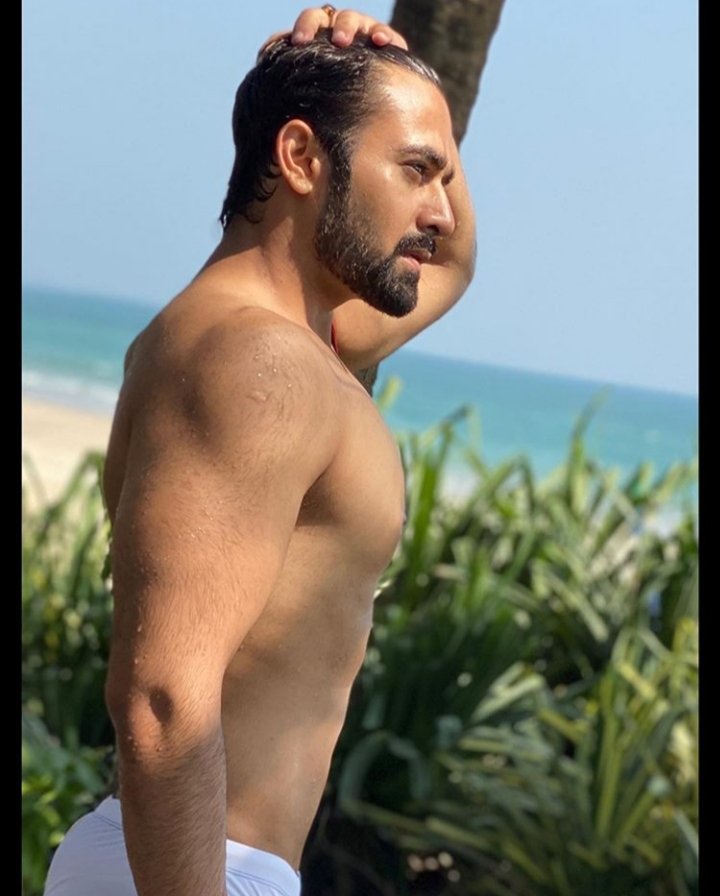 GuysBollywood's tweet photo. Our hot and sexy pearl v puri want to lick that boobs❣🤤 https://t.co/MAzgVi7TtT