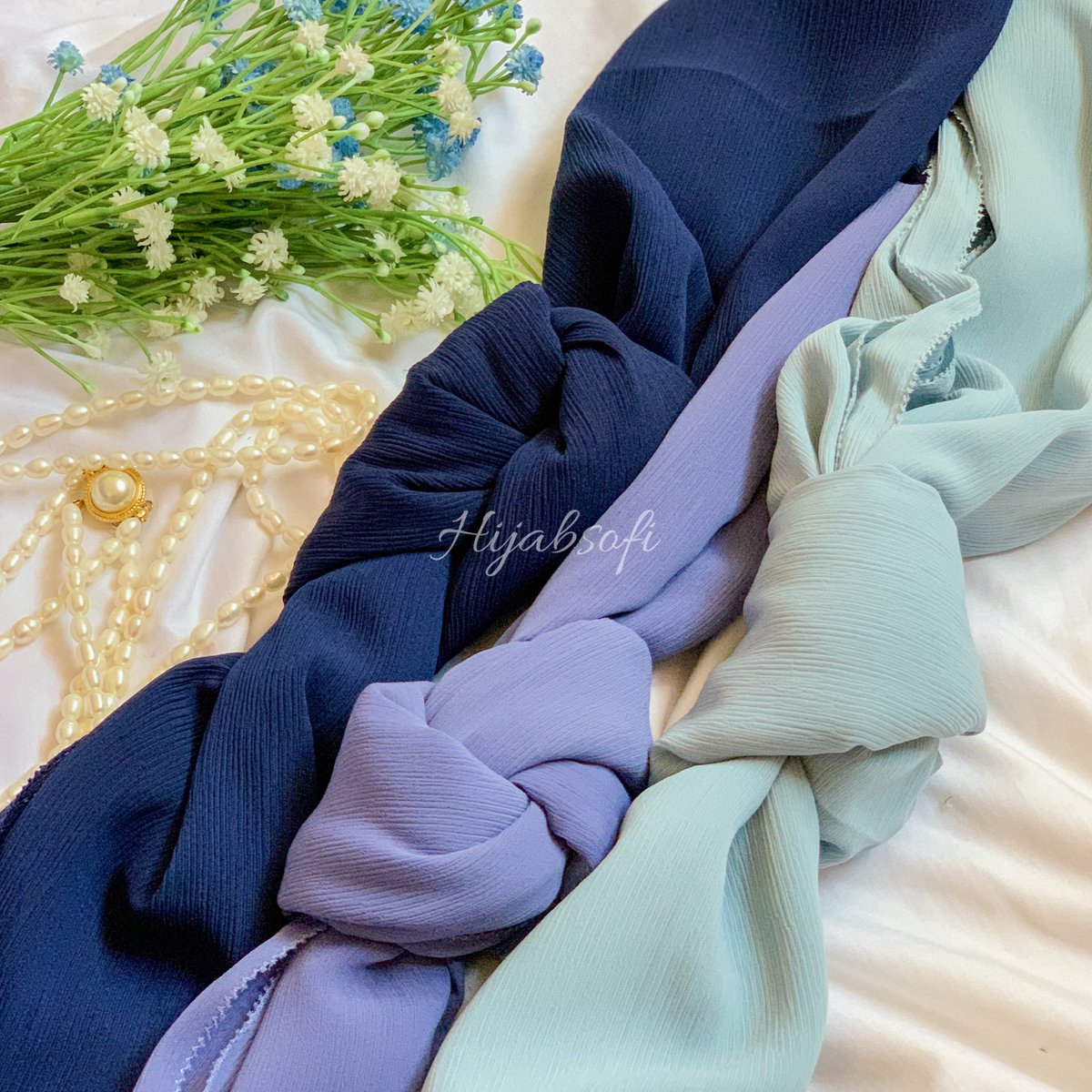 hijabsofi's tweet photo. MUNA EYELASH CHIFFON SHAWL

Material: Heavy Chiffon
Finishing: Eyelash
Size:1.8X0.70 https://t.co/o7mWqEIszS