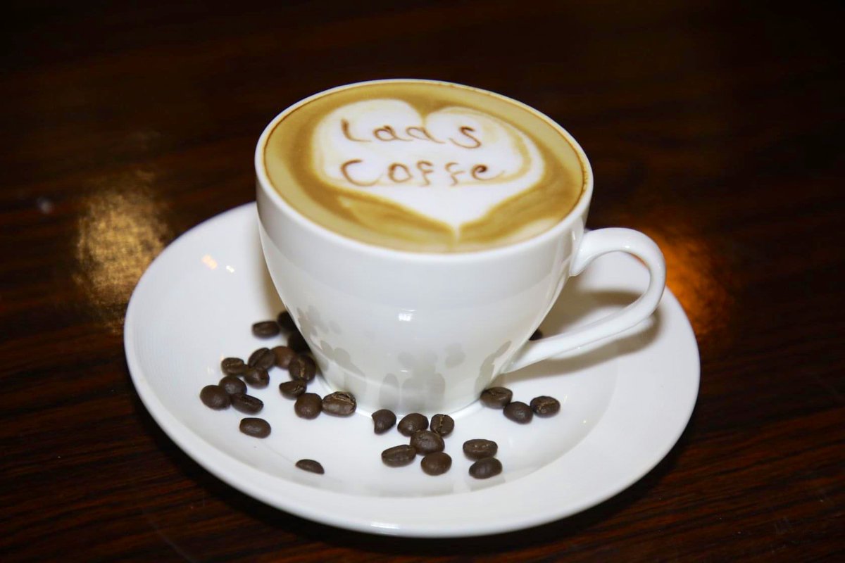 Ahmednajib77's tweet photo. There are coffee joints and there's @LaasCoffee. Coffee brewed with pride. Nice place👌✅. #Mogadishu🇸🇴. https://t.co/aJRoIevpMx