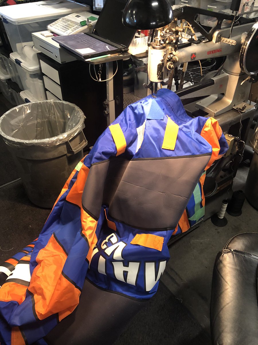 BreakawaySR's tweet photo. #TodayAtBreakaway #patching #inflatibles #towables https://t.co/4H9NV9czzJ