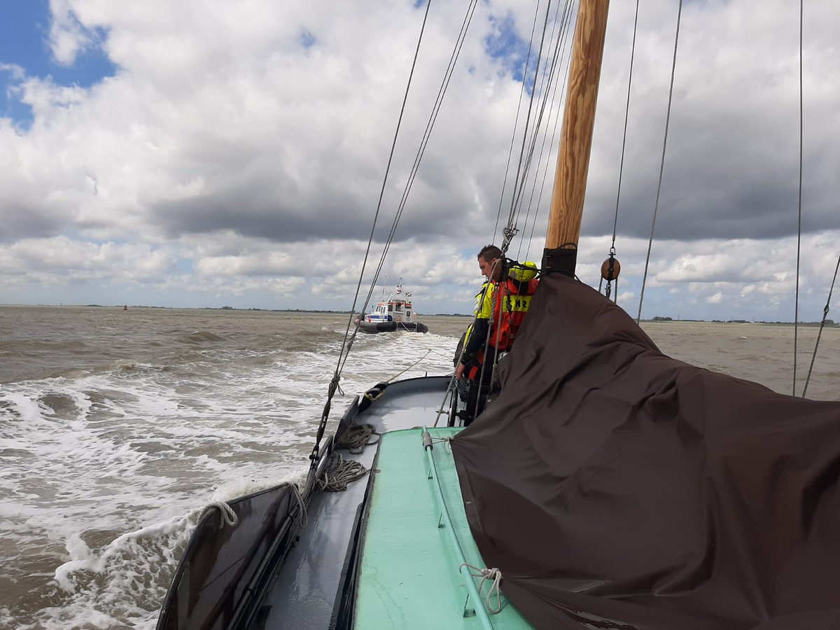 KNRM Hansweert tweet media