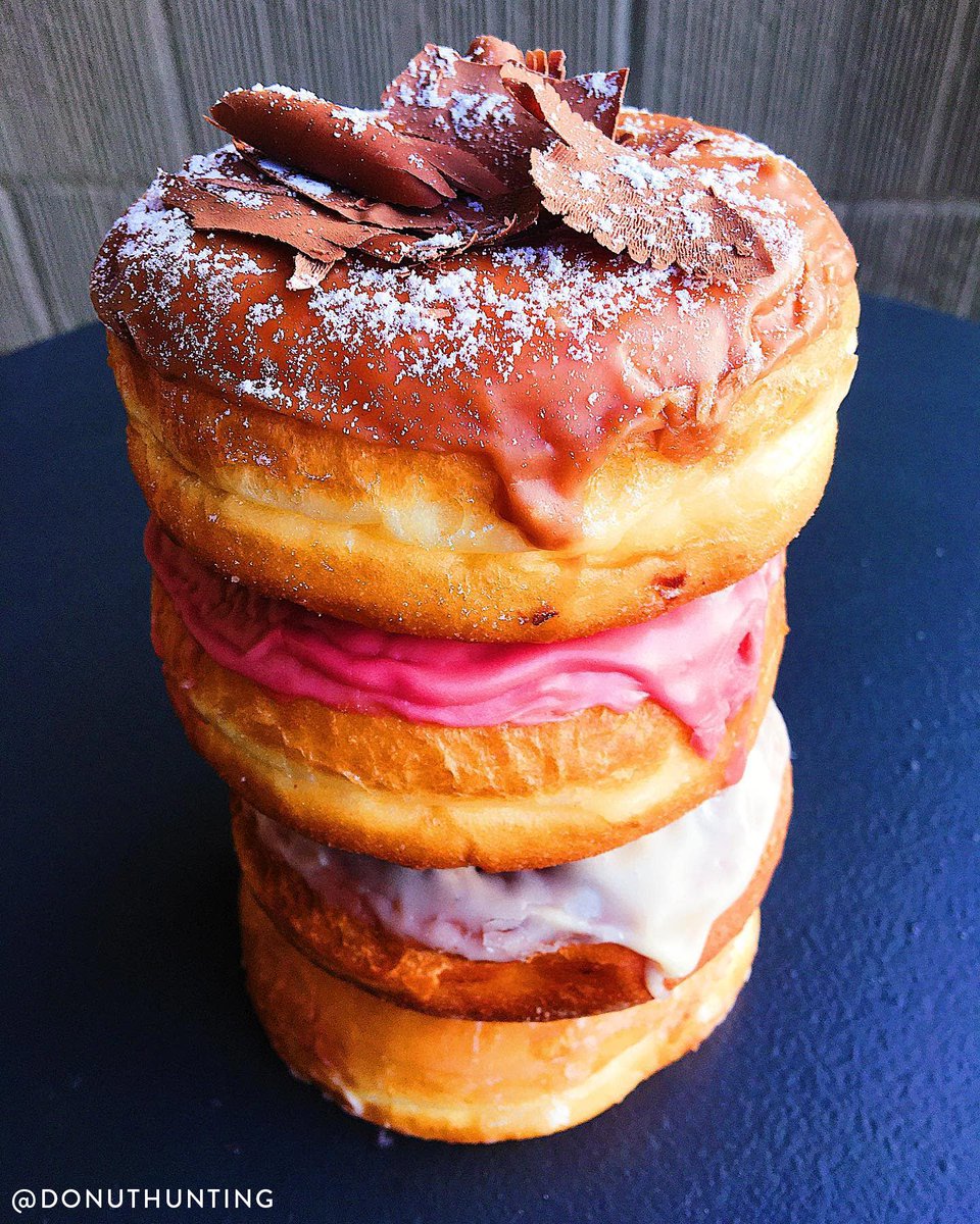 visitsandiego's tweet photo. Donut heaven 🍩 😋
@BarrioDonas, Copper Top Coffee, @DonutBar, The Gluten Free Baking Co https://t.co/yuo6KwJOZX