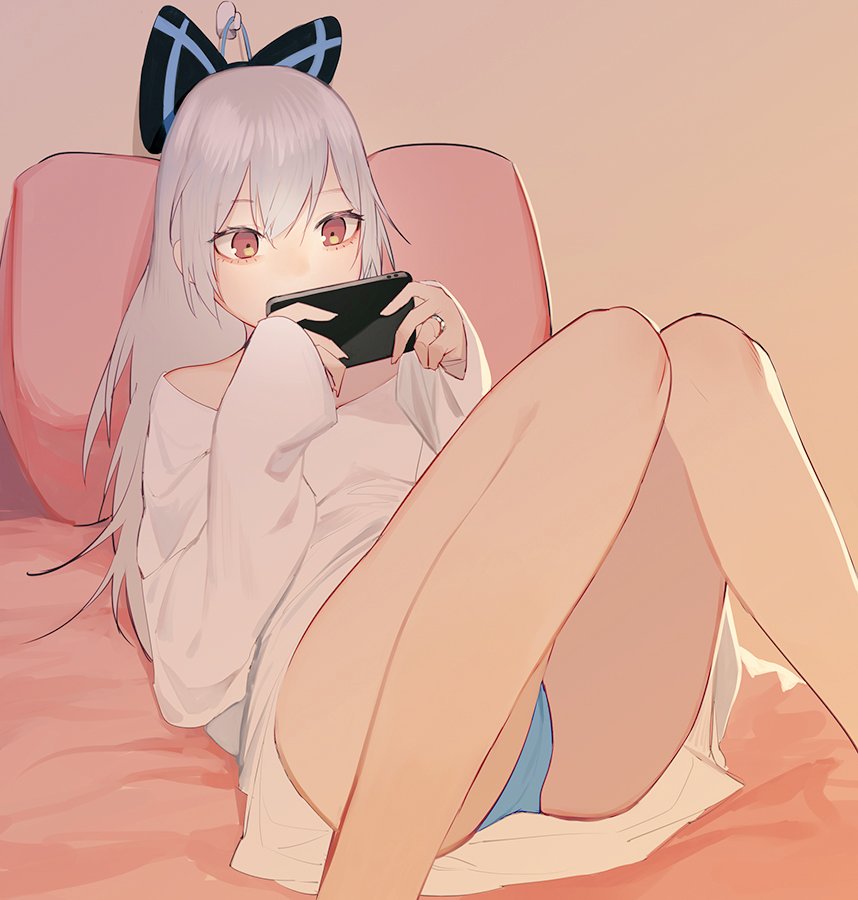 __FUTUREWAIFU's tweet photo. —Es hora de stalkear las redes sociales de mi novio que aún sabe que es mi novio—. https://t.co/28yxPbcUsS
