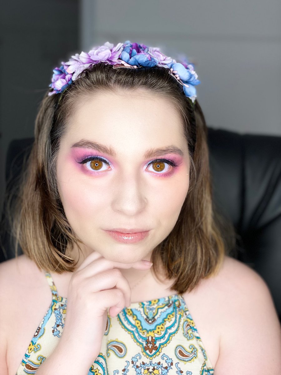 First look with the Naked Ultraviolet palette from <a href="/UrbanDecay/">Urban Decay</a> 💜 I love it so much!
