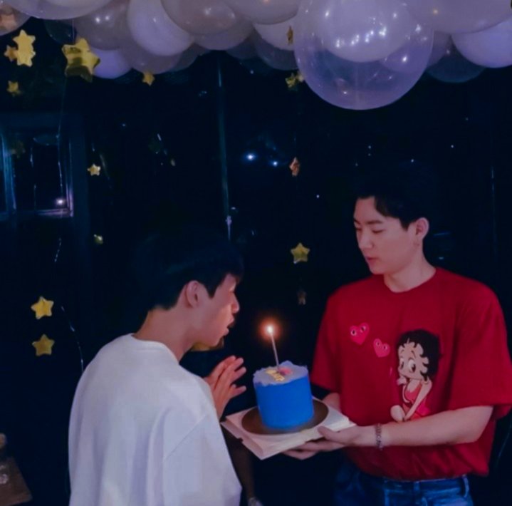 Offgun being the cutest boyfriends; a thread