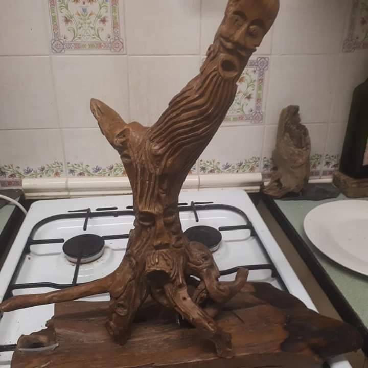 WayneKoda's tweet photo. #LockDownArt
A few #multifaced pieces that I made a few years back, some aren't finished yet and I need to mount them.
Been also making house hold objects:
shelves
coat hangers
jewellery trees
toilet roll holders
mirrors etc from unusual pieces of wood.
#Darwen #Reuse #recycled https://t.co/557iVh0GfG