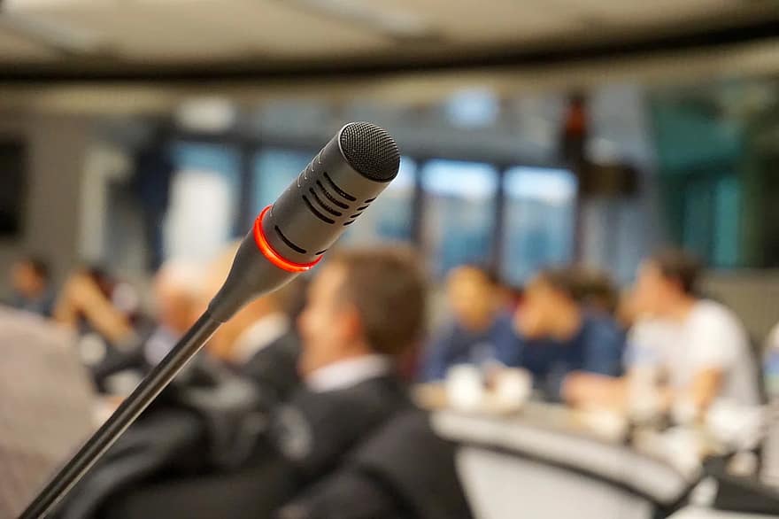 For more information on why using a microphone is an  #accessibility issue, please read this post over at  @chronicle: https://bit.ly/2ZFrwrj 