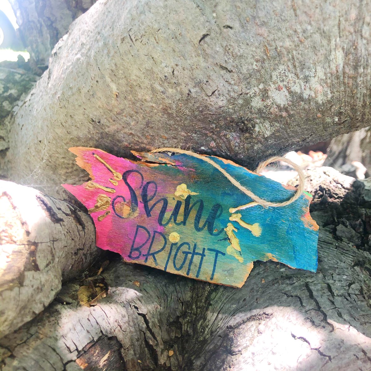 Bark abandonment. Read full tutorial here: wordrocks.me/2019/07/bark-p…