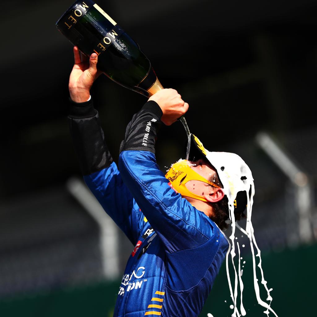 ESPNF1's tweet photo. 2017 in Austria: Lando becomes a meme.

2020 in Austria: Lando finishes on the podium.

You couldn't make it up! #AustrianGP https://t.co/GQrXQFeOsx