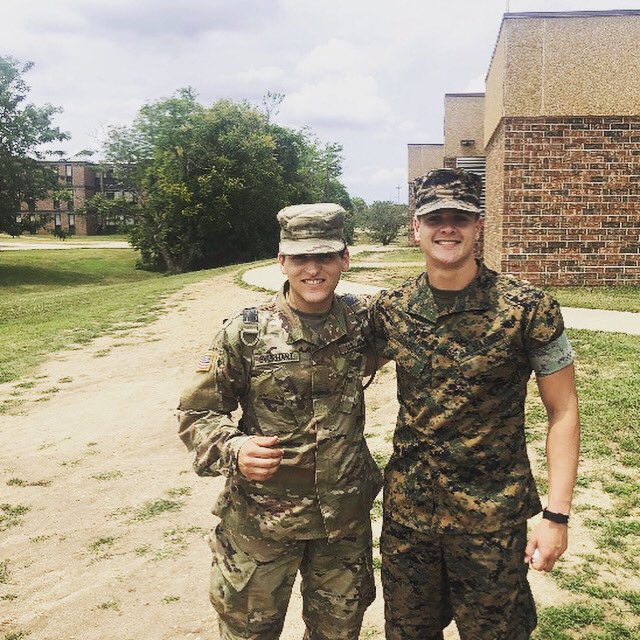 jbinegar93's tweet photo. @JacobBinegar got to meet up with one of his grade school buddies today. Sam is in the Army and Jacob in the Marines but they both happen to be on the same base right now. Made our hearts happy that they could have some “home”today. https://t.co/k1YKhbmaZX