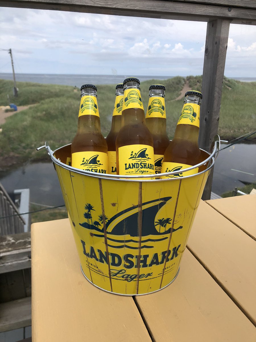 Aboiteau1's tweet photo. Contest!!!   Buy a Landshark Beer and get a ballot to win this amazing surfboard.   @landsharklager https://t.co/tv8HCayIlc