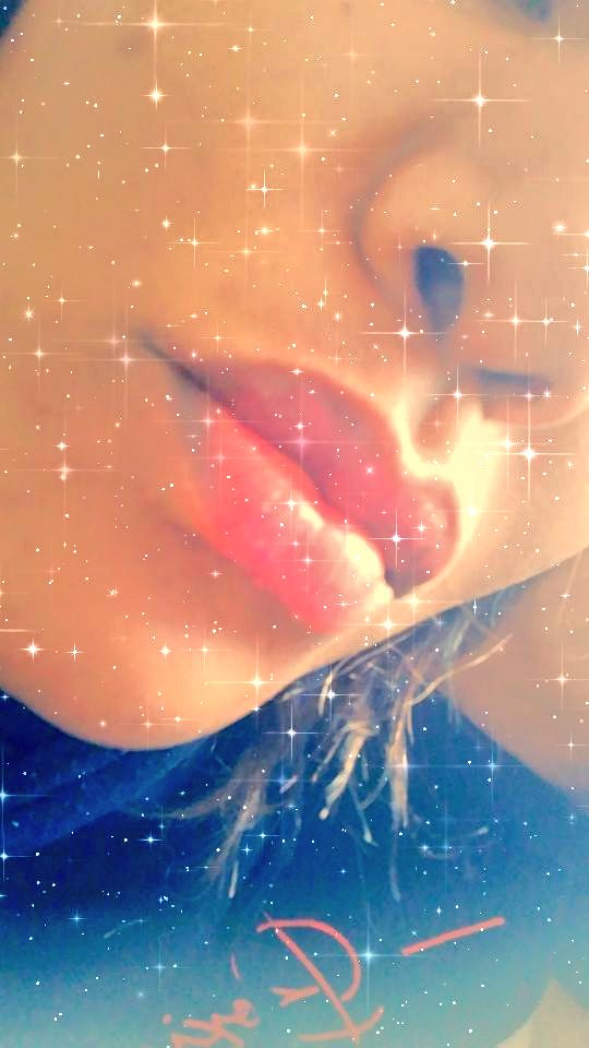 Mmalefatshe_Tee's tweet photo. @Switcharry Sauce💋#LipModel https://t.co/kVLbVRKLXn