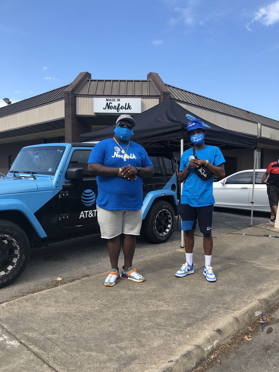 Nelson_TriggaT's tweet photo. ANOTHER ONE (DJ Khalad voice) another successful event partnered up with our good friends over at MADE IN NORFOLK and had a community day event to show our community we care #att #attlife #DAWGpound #eastunleashed #norfolk #norfolkNuggets #FOsquare #MADEINNORFOLK https://t.co/fxGXm7oFJN