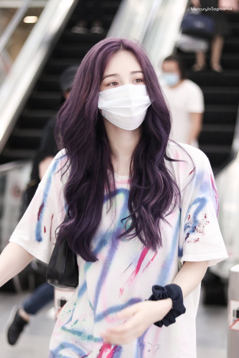 LANA_updates1's tweet photo. 07.05.20 • Weibo fansites• (MercuryInSagittarius_LANA)
#Lana #Lana_light #LANA @Hicc_LANA #HiCC #라나 #Luminous
#拉娜 #лана #fightingLANA #LANA #LANAmakeitreal https://t.co/EgLONBr2zC