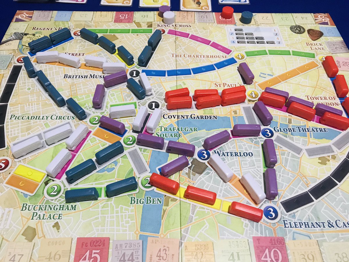SamgamesGamyi's tweet photo. #OsoPark y #TicketToRideLondon. Familiares, coloridos y entretenidos. https://t.co/6khFTuYBuw
