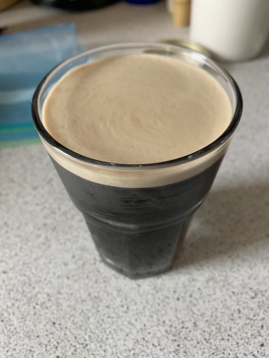 ryan_gaysling's tweet photo. @jasonwagar @christofow @nadinetkat more nitro cold brew to make the day go well. #coffeeposse https://t.co/qEw39DGr2f