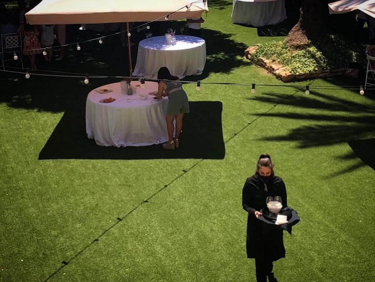 agplanning's tweet photo. 🥂 Molt satisfets i il·lusionats amb la celebració de la Comunió de la Laura, ahir al jardí de #CasaJoanMiret 🌴.

Moltes gràcies a tota la seva família per confiar en #AgPlanning! 🥰

I tu, què vols celebrar?

📞📧 977 212 971⁣⁣⁣⁣⁣⁣/info@casajoanmiret.com⁣⁣⁣⁣⁣⁣⁣⁣ https://t.co/xceVeu6MK4
