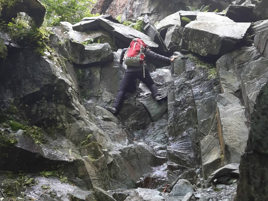 _YY125's tweet photo. Leave the roads; find the trails - escape the ordinary. 

Hodge Close &amp; Cathedral Caves - Coniston 

#hodgeclose #cathedralcaves #coniston #cumbria #LakeDistrict #walking #escapetheordinary https://t.co/bl9q817BQN
