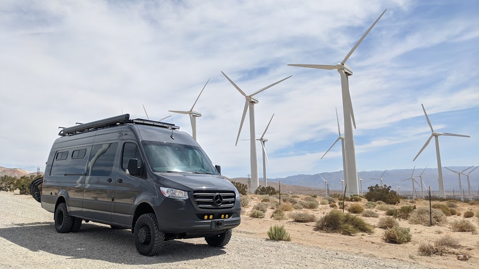rbcomp's tweet photo. Hope everyone is staying cool this holiday weekend βοΈ #rbcomponents #rbadventurevans #palmsprings #adventurevan #mercedes #sprintervanconversion #sprintervan #vanconversion #vanlife #getoutside https://t.co/jeyRQUfYbu
