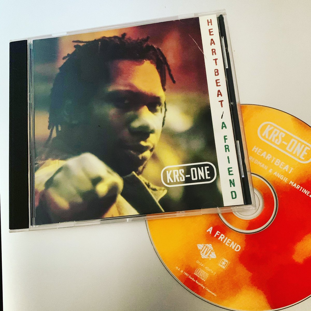 hiphopgods's tweet photo. @IAmKRSOne - Heartbeat / A Friend
@therealredman @angiemartinez @DitcEnt @funkflex
#classic #hiphop #cd #single #heartbeat #lp #version #video #cut #instrumental #afriend #stepintoaworld #raptures #delight #marshall #arts #remix #jive #records #blastmaster #hiphopgods https://t.co/DkyUJqZEak