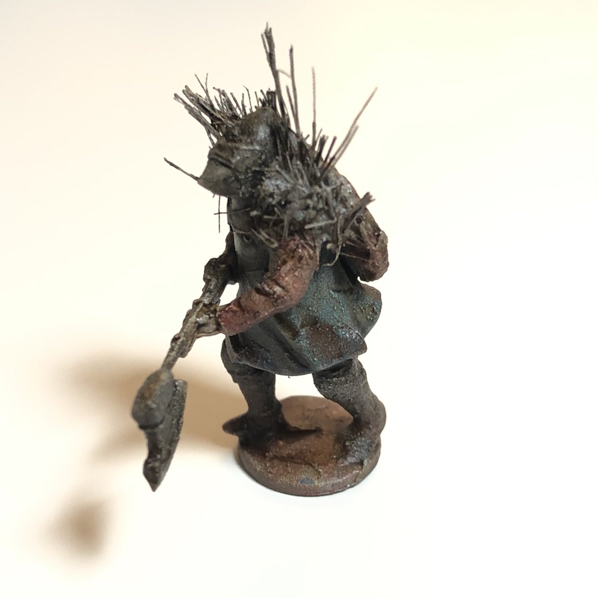 Been testing out some different painting techniques for my #Turnip28 warband. Think I’m gonna go with this one. Gouache paint over a strong tone wash.