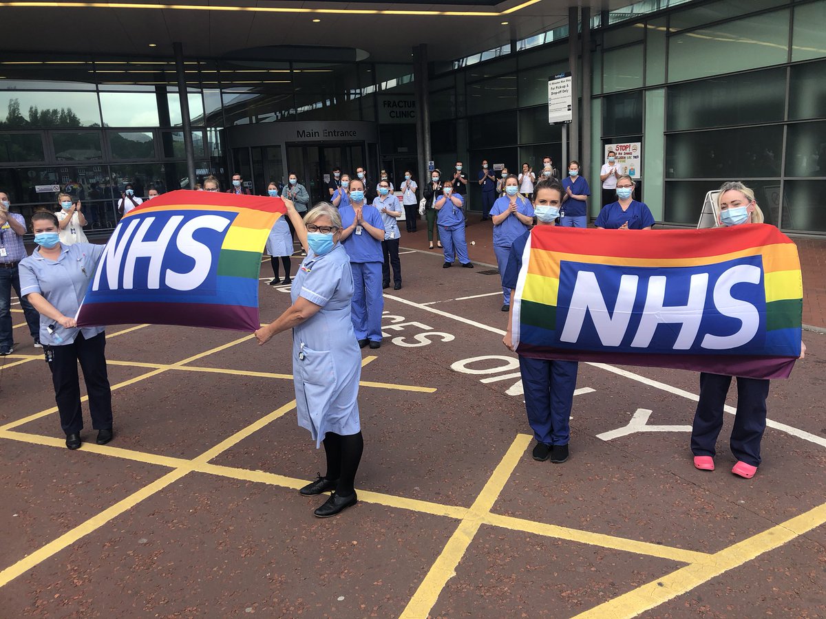 Martin_Newc_COO's tweet photo. Wonderful joining the teams on a colourful #ThankYouNHS #clapforcarers at the RVI in Newcastle @NewcastleHosps https://t.co/S69dd33SzB