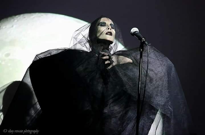 Die_Hexen's tweet photo. 'I am an architect, a constructor of worlds, a sensualist who worships the flesh, the melody, a silhouette against the darkening sky' 🌑 #letthemusicplay #savethearts #savetheartsuk @shayster57 https://t.co/KzXFgYtGma
