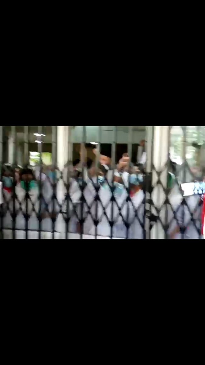 SaherSantosh's tweet photo. #judticeforstudentnurses
#justiceforprofliaquat
Justice must be given at it's exact time.Delay in justice is also injustice.We have to change the history for justice. https://t.co/ynsrkJc0vf