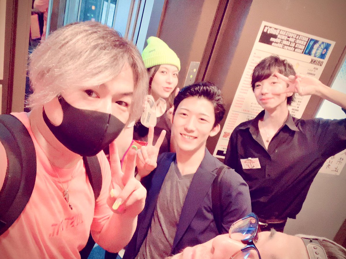 startin45980000's tweet photo. 今日はお休みだったので
みんなで基礎練🎯ご飯からの
バリーズに遊びにいってきたーー🥂🍒
GONちゃんゆきにゃんじろーさんピースちゃんクリスくんありがとーー💜
savanna東中野で出逢ったりゅうちゃんも💛
偶然の再会が多かった1日でした♡ᵎᵎ

#バリーズ池袋
#bullys池袋
#starting_point
#すたぽ https://t.co/sTpG8sguHq