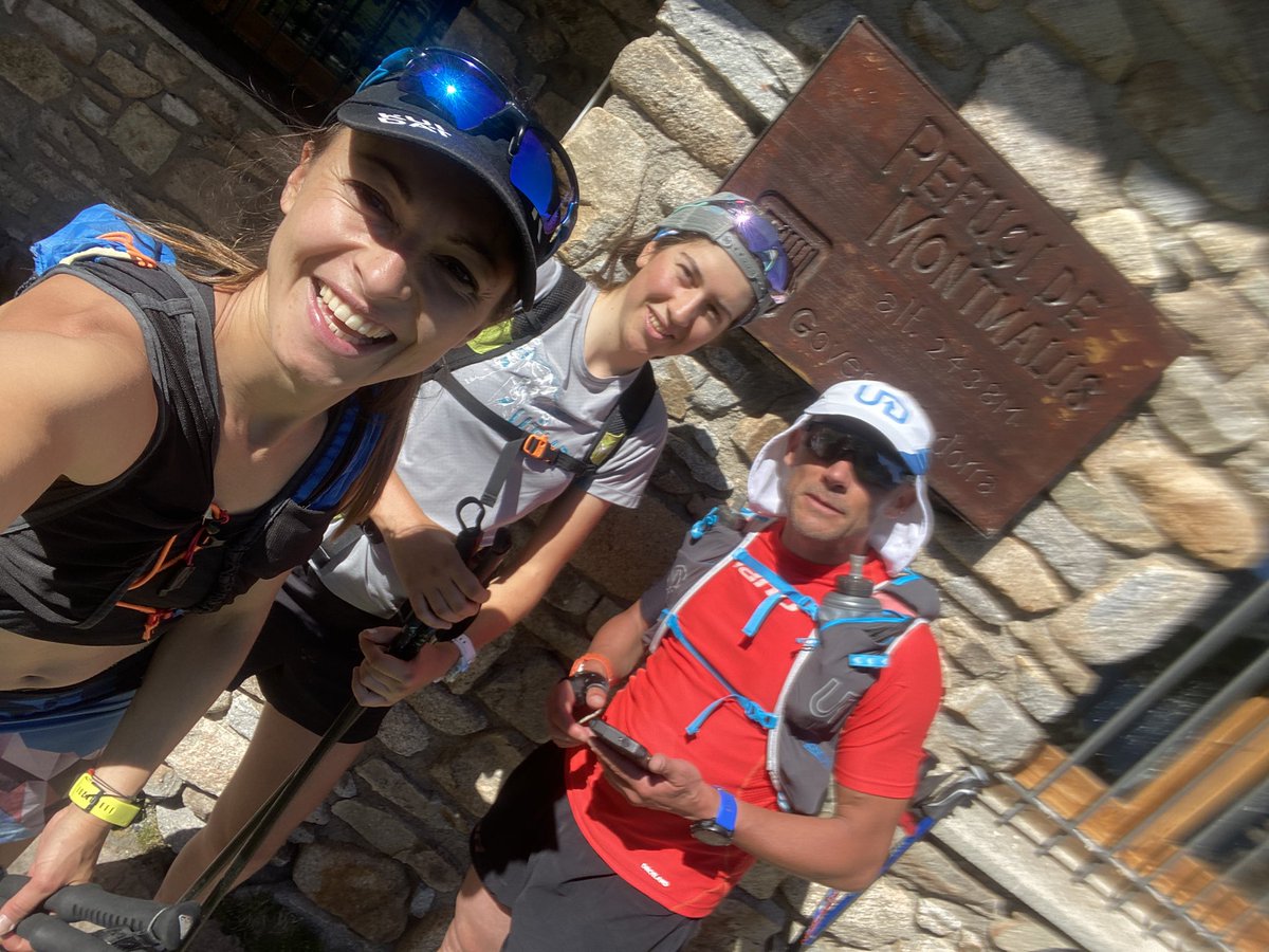 Alves22Nanda's tweet photo. Sabado 04/07/2020
recorrido #andorragr26
(4 refugios ) con Carles Rosell y Andrea Sinfreu 🤩
- #ensagents
- #montmalus
- #illa
- #orris
Y
Yo por falta tiempo seguí a #fontverd me encanta estos projetos 🤩
30km 5refugios #andorra #pirineus https://t.co/G4YPeF8b95