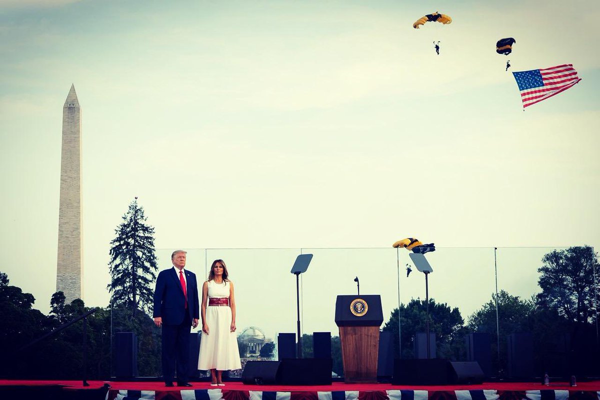 FLOTUS45's tweet image. It was a beautiful evening at the @WhiteHouse celebrating #IndependenceDay 🇺🇸