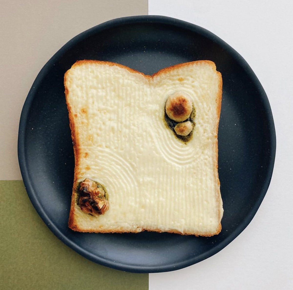 djmarkfarina's tweet photo. Zen Japanese Rock Garden Toast by Manami Sasaki. https://t.co/VpFpyNus8U