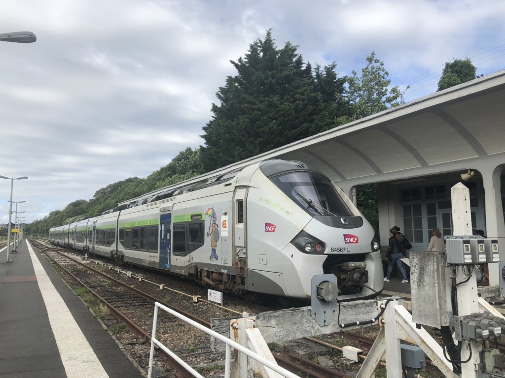 Xavier_Delpech's tweet photo. Ce week-end c’est le 150e anniversaire d’une ligne ferroviaire mythique le #Paris #Granville #150ansParisGranville
#NormandieTourisme #TrainNomad #CetEteEnNormandie https://t.co/XLm5s2yDaV