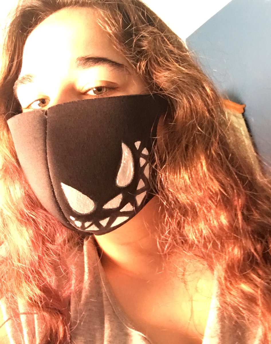 13rubiuh_WH's tweet photo. @Rubiu5 Rubiusss mira lo que eh hecho con mi mascarilla. Así estoy safe y voy flamisima. 🔥❤️
RT para que lo vea pls. Me haría mucha ilusión. https://t.co/MUTB9aw4lk