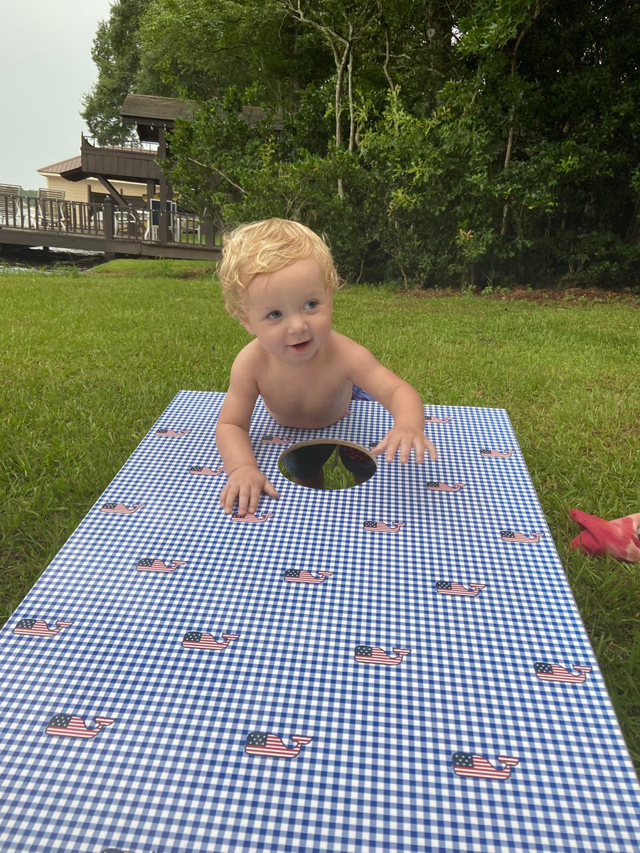dannyforrest's tweet photo. @vineyardvines @Target found your next model #forresttaylor https://t.co/TlyJgMpwHa