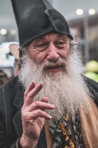 MSblacktom's tweet photo. @gamerfrommars vermin supreme obviously https://t.co/yoJ0fGkDA2