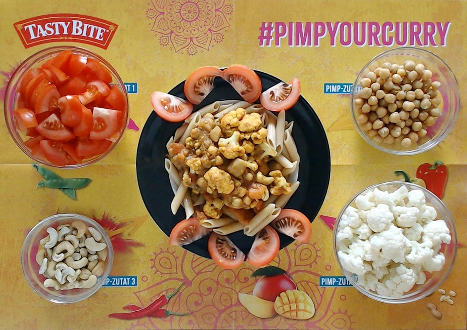 FoodJunkie117's tweet photo. #Anzeige #Produkttest das #trnd @TastyBite Projekt geht zu Ende und heute gab es #TikkaMasala mit #Blumenkohl, #Kichererbsen, #Tomaten und #Cashew. Als Beilage gab es Pasta. Geschmacklich ok, Tomaten und Cashew passen gut rein. Pasta gute Alternative zum Reis. #trndxtastybite https://t.co/9kyWG9V2LC