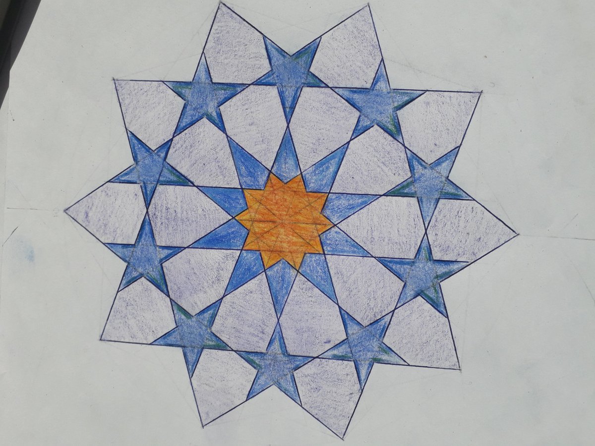 MathsMj's tweet photo. Tenfold rosette, enjoyed this construction, thanks @samira_mian for the super tutorial as always #GeometricJuly #mathsart #islamicart https://t.co/SKjFs9tNrx