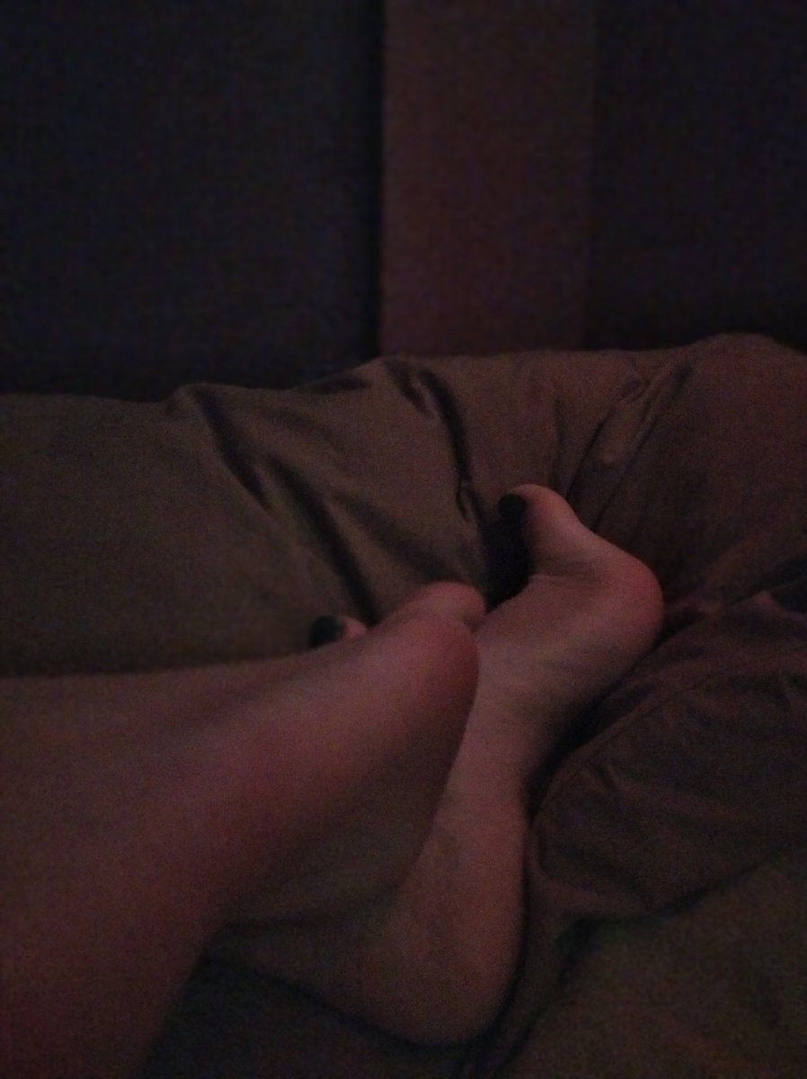aixapza23's tweet photo. Buenas Tardes/ Good afternoon🌻
#feetlovers #feetpics #feetporn
#feet #sexyfeet #feermodel
#feetworship #fotosdepies
#piesbonitos #piesofinstagram
#piesitos #piesbonitos
#fetichepies #piesfetiches
#piesdescalsos https://t.co/qrs5viw7Ex