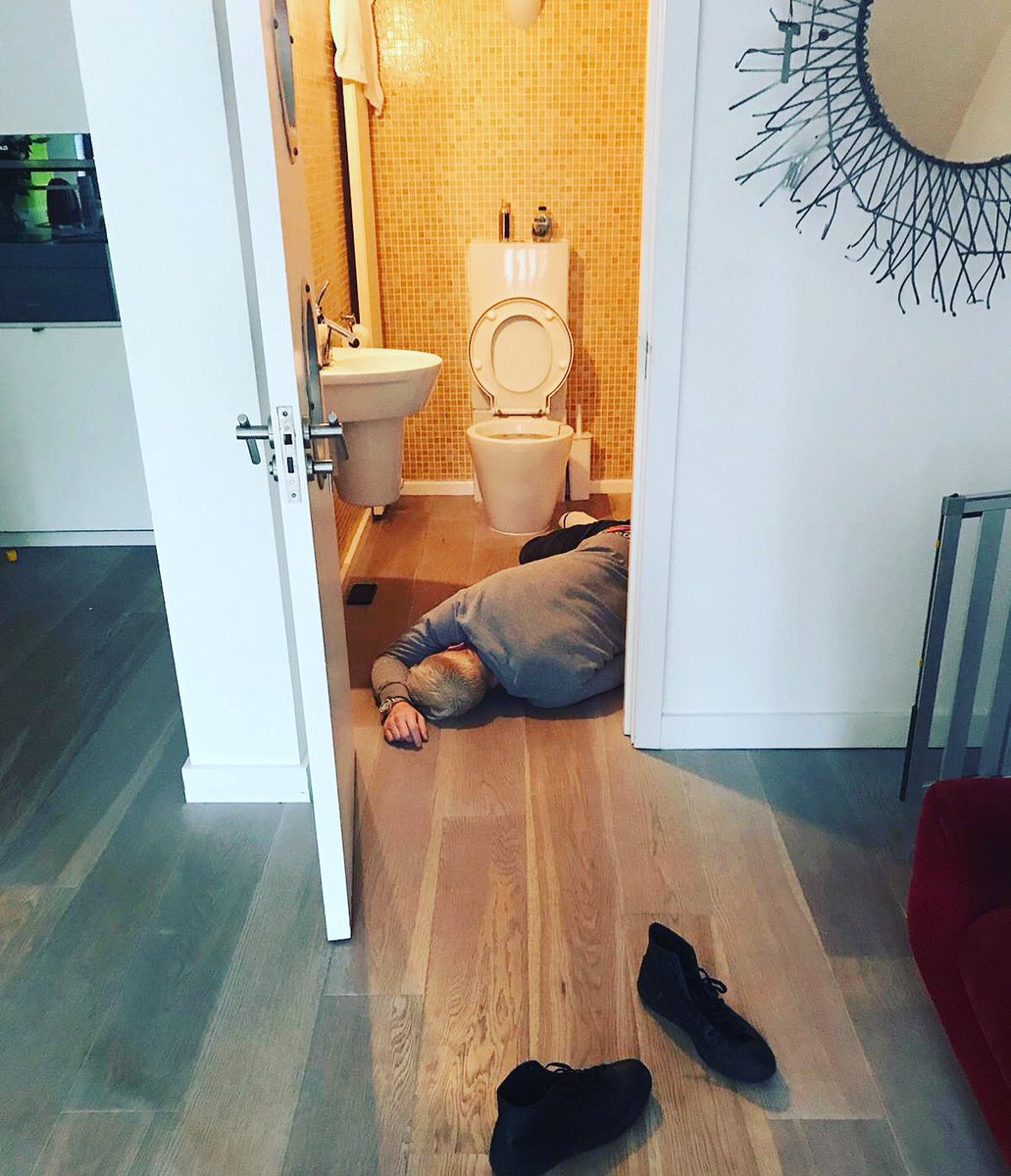 So pubs reopened. I decided to find a very quiet Village pub for a responsible catch up pint with a friend, well a few hours later this was the result. July 4th marked the reopening of drinking establishments and my retirement from alcohol... Much love it’s been fun. Stay safe ❤️ https://t.co/eMLc8alfsh
