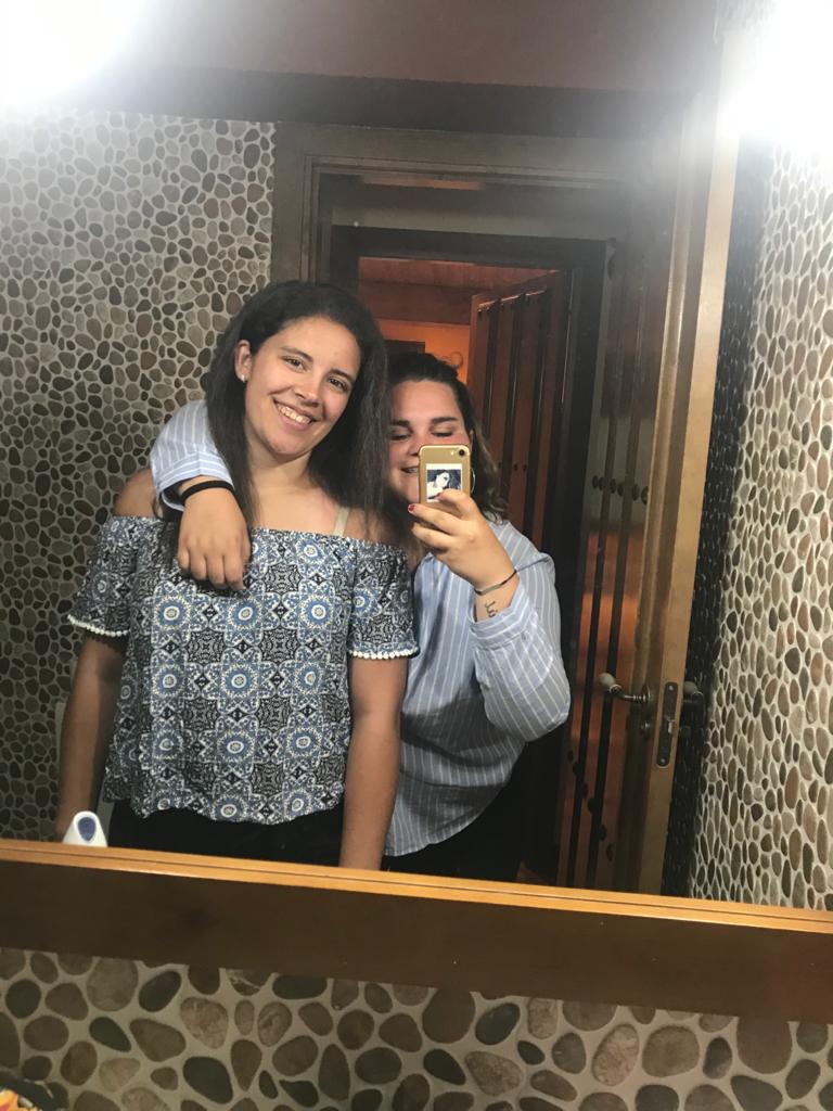 verojimenez_04's tweet photo. Mi refugio, mi calma, mi debilidad y el amor de mi vida 🤍 https://t.co/X7SPAmAIul