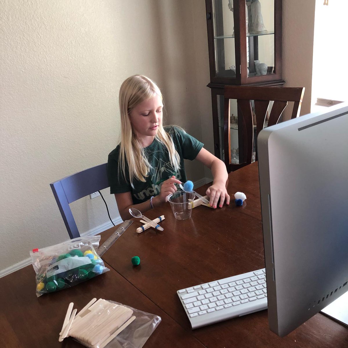 GSCTXcouncil's tweet photo. "We built catapults with #GSCTX. When asked what she was learning, she said, “it’s just like what we learned for the pinewood derby!" -Girl Scout Mom ➡️ Visit https://t.co/sw5ClOLlH6 for fun summer programs like this. 😎 #sundaythoughts https://t.co/KNIjVqjIZt